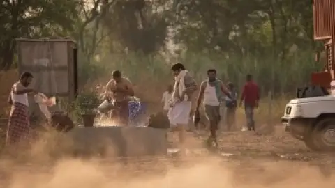 Still 8 of Kannur Squad (2023) WEB-DL [Hindi DD5.1] 1080p 720p & 480p [x264/HEVC]