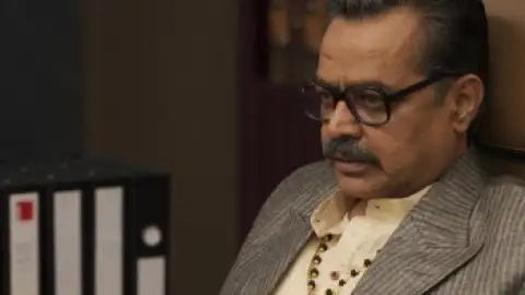 Still 8 of The Family Star (2024) UNCUT WEB-DL [Hindi (ORG 5.1) & Telugu] 4K 1080p 720p & 480p Dual Audio [x264/10Bit-HEVC]
