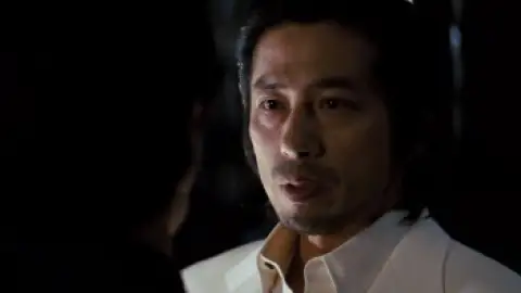 Still 4 of Rush Hour 3 (2007) BluRay [Hindi (ORG 2.0) & English] 1080p 720p & 480p Dual Audio [x264/10Bit-HEVC]