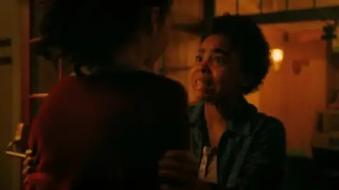 Still 7 of IT: Welcome to Derry (Season 1) WEB-DL [Hindi (DD2.0) & English] 4K 1080p 720p & 480p [x264/10Bit-HEVC] | [ALL Episodes] | HBO Series
