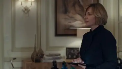 Still 8 of Succession (Season 1) BluRay [Hindi (ORG 2.0) & English] 1080p 720p & 480p [x264/HEVC] | [ALL Episodes] | HBO Series