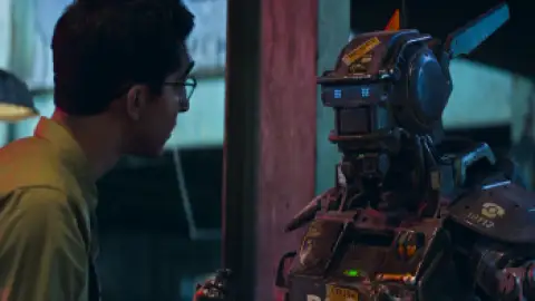 Still 3 of Chappie (2015) BluRay Dual Audio [Hindi DD5.1 & English] 1080p / 720p / 480p x264 HD