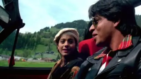 Still 1 of Dilwale Dulhania Le Jayenge (1995) WEB-DL [Hindi DD5.1] 1080p 720p & 480p [x264/HEVC]