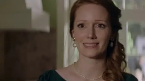 Still 5 of The Ex-Wife (Season 1) WEB-DL [Hindi (DD2.0) & English] 1080p 720p & 480p x264