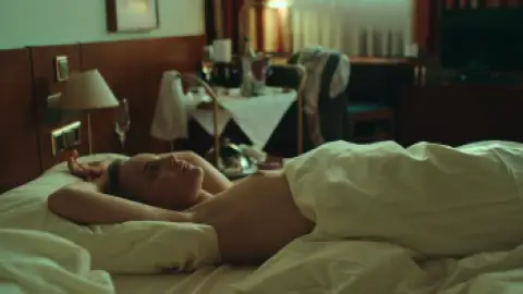Still 3 of Sleeping Dog (Season 1) WEB-DL [Hindi 5.1 & English] 1080p 720p & 480p [x264/HEVC] | [ALL Episodes] NF Series