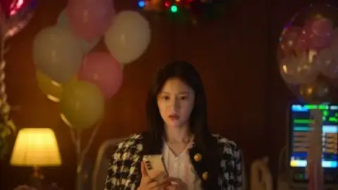 Still 6 of Can This Love Be Translated? (Season 1) WEB-DL [Hindi (DD5.1) & English] 4K 1080p 720p & 480p Dual Audio [x264/ESubs] | NF Series
