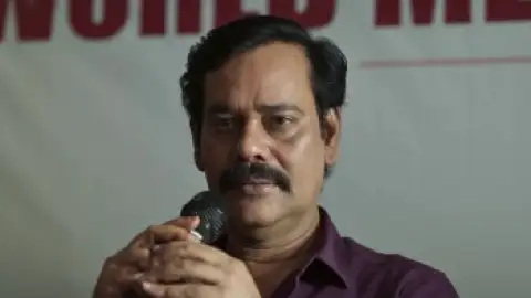 Still 1 of Dark (2026) WEB-DL [Hindi (DD5.1) & Tamil] 4K 1080p 720p & 480p Dual Audio [x264/10Bit-HEVC]