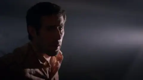 Still 1 of Quarantine 2: Terminal (2011) WEB-DL [Hindi (DD2.0) & English] 1080p 720p & 480p Dual Audio [x264/10Bit-HEVC]