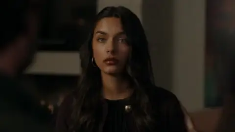 Still 6 of The Stranger in My Home (2025) WEB-DL [Hindi (DD5.1) & English] 4K 1080p 720p & 480p Dual Audio [x264/10Bit-HEVC]