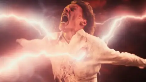 Still 8 of Stranger Things (S04-VOL 1 & 2) WEB-DL [Hindi DD5.1 & English] 1080p 720p 480p & 10Bit HEVC [ALL Episodes] | NF Series