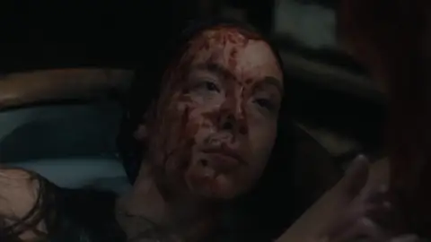 Still 6 of Monster: The Lizzie Borden Story (Season 1) WEB-DL [Hindi (DD5.1) & English] 4K 1080p 720p & 480p [x264/10Bit-HEVC] | [ALL Episodes] | NF Series
