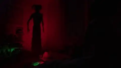 Still 6 of Annabelle Comes Home (2019) BluRay [Hindi (ORG 5.1) & English] 1080p 720p & 480p Dual Audio [x264/ESubs]