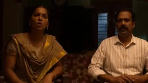 Still 6 of Kudumbasthan (2025) WEB-DL [Hindi (ORG 5.1) & Tamil] 4K 1080p 720p & 480p Dual Audio [x264/HEVC]