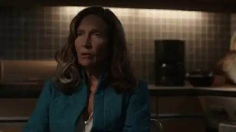 Still 4 of Dark (Season 2) WEB-DL [English (ORG 5.1) & German] 1080p 720p & 480p x264 Dual Audio DD5.1
