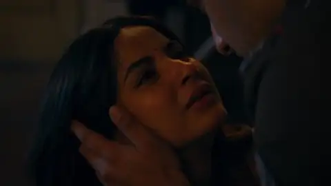 Still 6 of Glory (Season 1) WEB-DL [Hindi DD5.1] 1080p 720p & 480p [x264/HEVC] HD | ALL Episodes [NF Series]