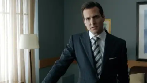 Still 5 of Suits (Season 4) BluRay [Hindi (ORG 2.0) & English] 1080p 720p & 480p [x264/HEVC] | [ALL Episodes]