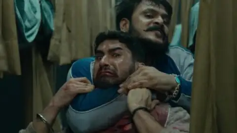 Still 6 of Kill (2024) WEB-DL [Hindi DD5.1] 4K 1080p 720p & 480p [x264/10Bit-HEVC]