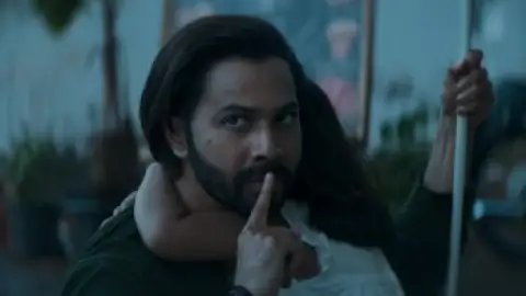 Still 1 of Baby John (2024) DS4K WEB-DL [Hindi DD5.1] 4K 1080p 720p & 480p [x264/10Bit-HEVC] | [Theatrical Cut]