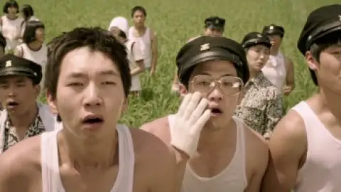 Still 3 of Hot Young Bloods (2014) BluRay [Hindi (ORG 2.0) & Korean] 1080p 720p & 480p Dual Audio [x264/10Bit-HEVC]