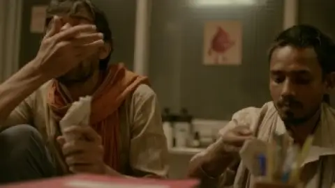 Still 2 of Laal Rang (2016) WEB-DL [Hindi DD2.0] 1080p 720p & 480p [x264/HEVC]
