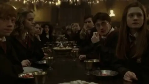 Still 1 of Harry Potter and the Half-Blood Prince (2009) BluRay [Hindi (ORG 5.1) & English] 1080p 720p & 480p [x264/10Bit-HEVC]