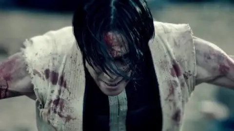 Still 7 of Rurouni Kenshin Part 2: Kyoto Inferno (2014) BluRay [Hindi (ORG 2.0) + English] 1080p 720p & 480p Dual Audio [x264/10Bit-HEVC]