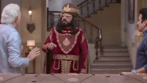 Still 5 of Khichdi 2: Mission Paanthukistan (2023) WEB-DL [Hindi DD5.1] 4K 1080p 720p & 480p [x264/HEVC]