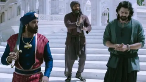 Still 2 of Bahubali 2: The Conclusion (2017) BluRay [Hindi DD5.1] 1080p 720p & 480p [x264/10Bit-HEVC]