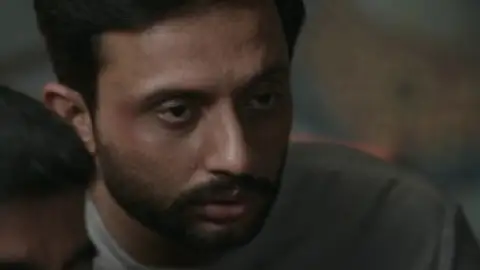 Still 4 of A Simple Murder (Season 1) WEB-DL [Hindi DD2.0] 1080p 720p & 480p HD [ALL Episodes] | SonyLiv Series