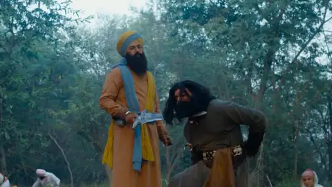 Still 5 of Akaal: The Unconquered (2025) WEB-DL [Hindi DD5.1] 1080p 720p & 480p [x264/HEVC]