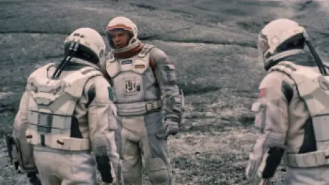 Still 7 of Interstellar (2014) iMAX BluRay [Hindi (ORG 5.1) + English] 4K 1080p 720p & 480p Dual Audio [x264/10Bit-HEVC]